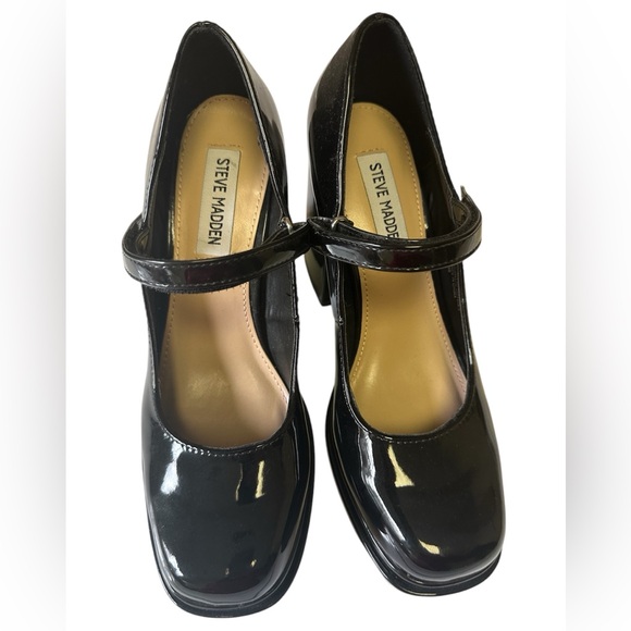 Steve Madden Nylo platform Mary Jane pump. Black patent like style, size 7.5. - Picture 10 of 11